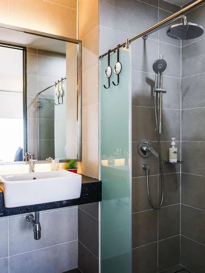 Apart Otel Tropicana 218 Macalister Studio With Seaview George Town Malezya