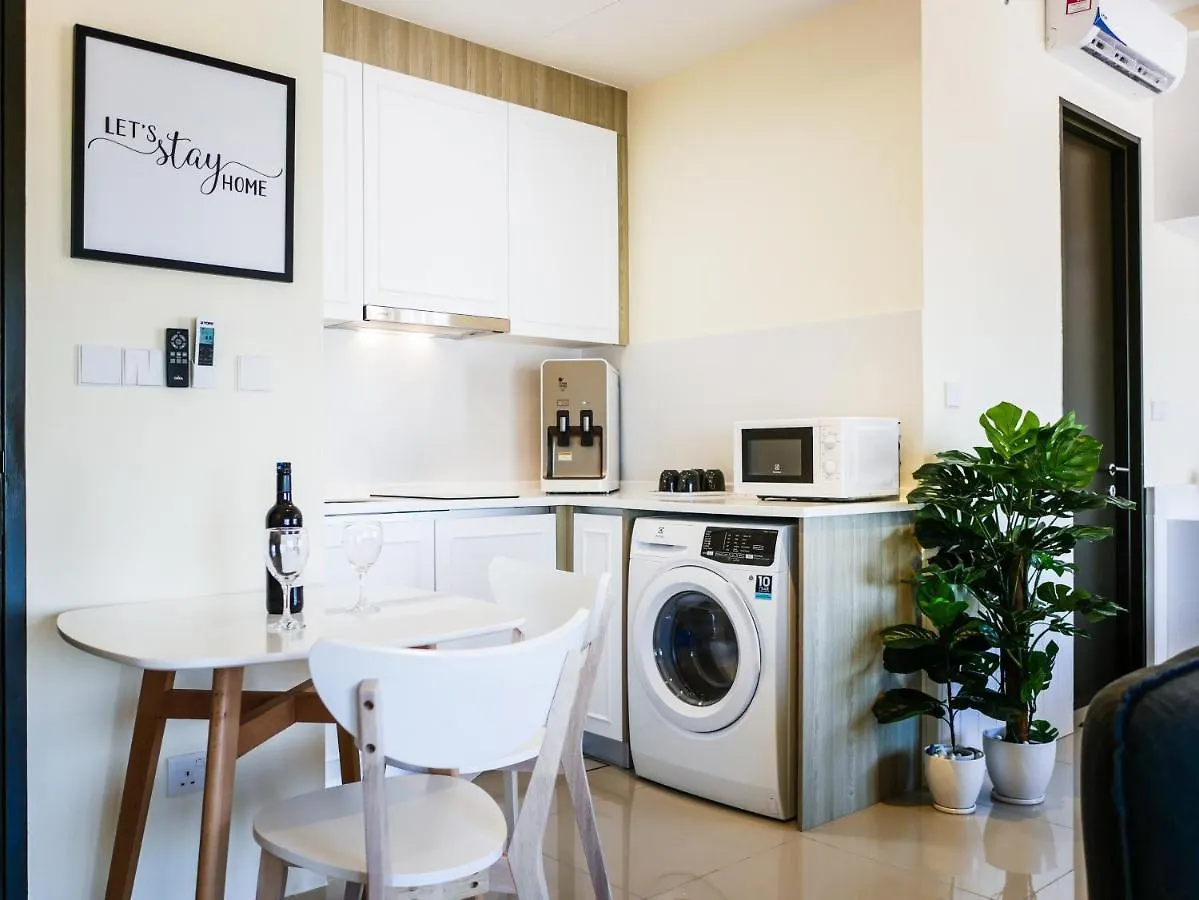 Tropicana 218 Macalister Studio With Seaview George Town Aparthotel